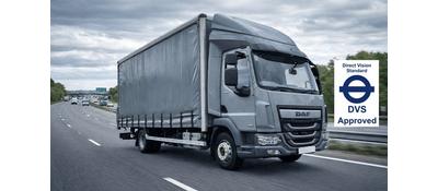 7.5 Tonne Curtain Side Truck